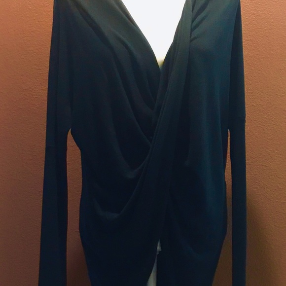 BCBG size X Small Black Twist top. - Picture 2 of 4